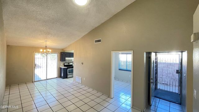 11040 SUNSHINE Court, El Paso, TX 79936