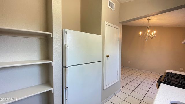 11040 SUNSHINE Court, El Paso, TX 79936