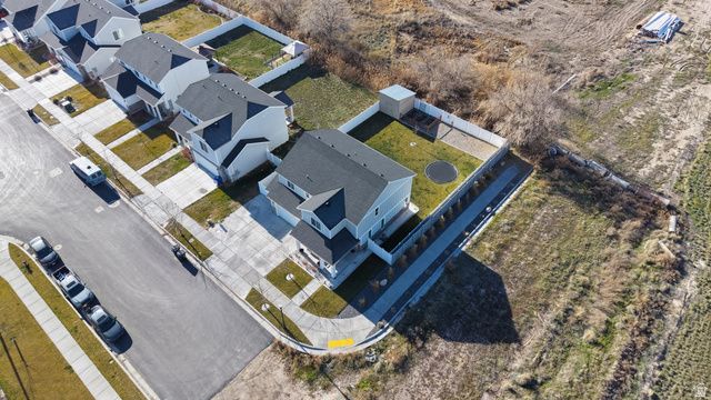 3214 S FIELDS AVE, Syracuse, UT 84075