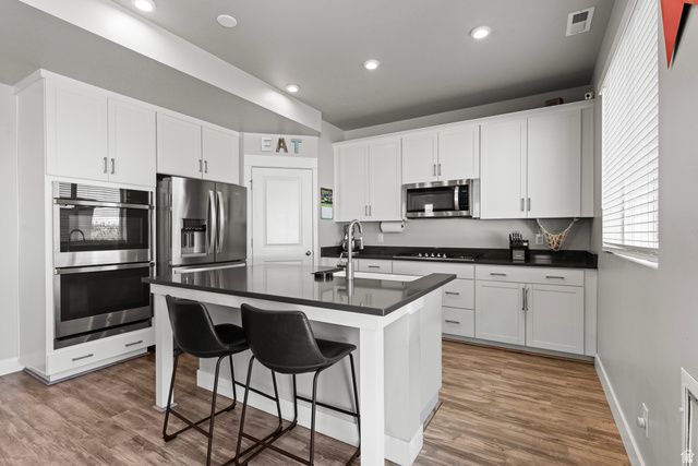 3214 S FIELDS AVE, Syracuse, UT 84075