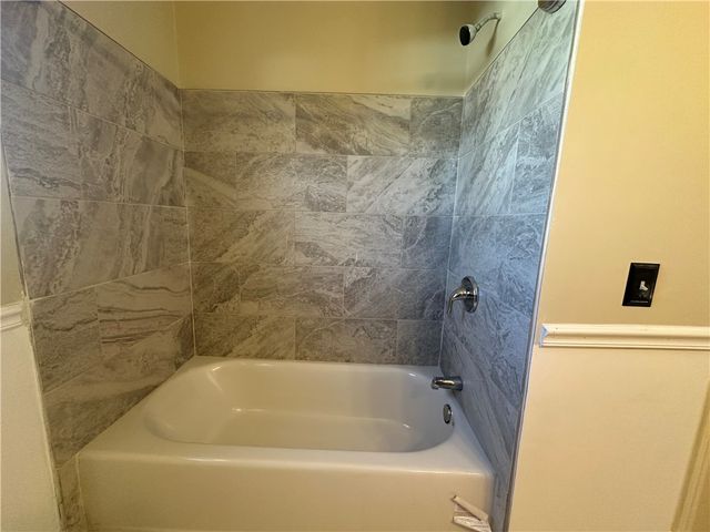 65 Ingalls Street, Warwick, RI 02889