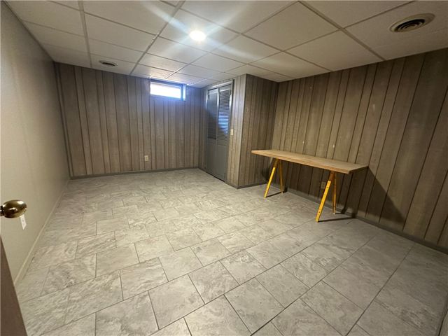 65 Ingalls Street, Warwick, RI 02889