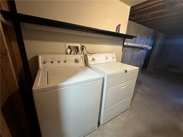 65 Ingalls Street, Warwick, RI 02889