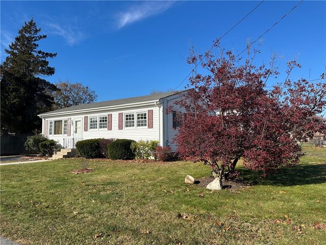 65 Ingalls Street, Warwick, RI 02889