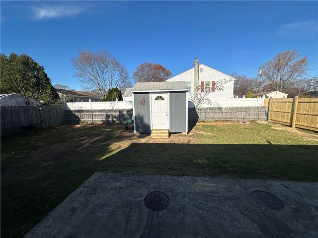 65 Ingalls Street, Warwick, RI 02889