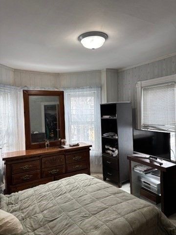 29 Gilman St, Somerville, MA 02145