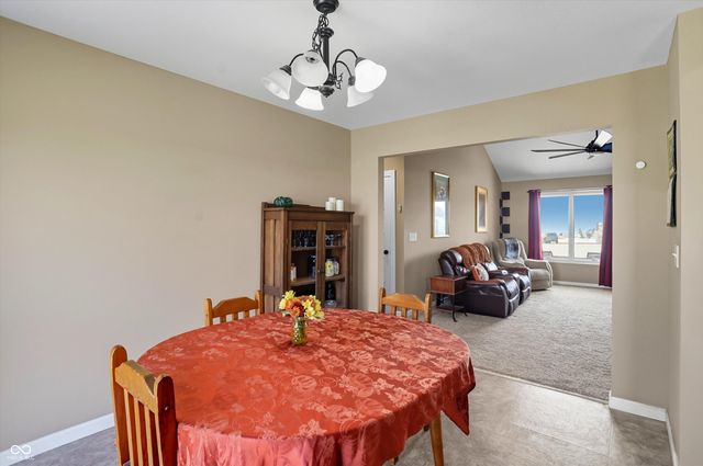 108 Sunburst Circle, Alexandria, IN 46001