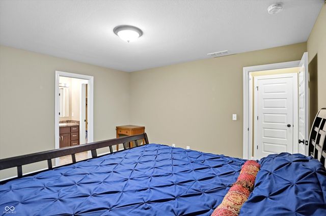 108 Sunburst Circle, Alexandria, IN 46001