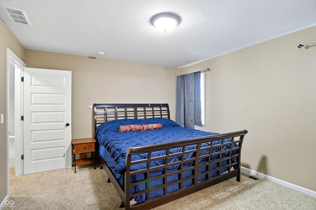 108 Sunburst Circle, Alexandria, IN 46001