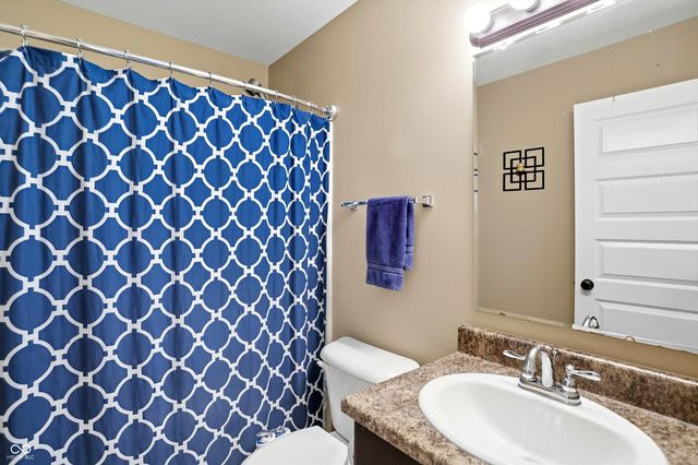 108 Sunburst Circle, Alexandria, IN 46001