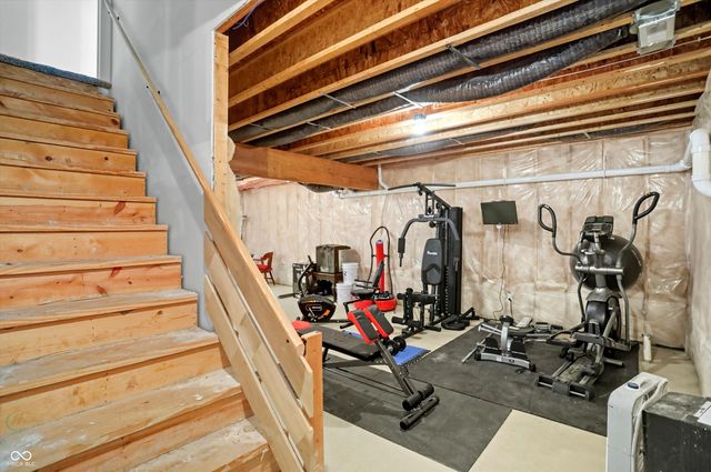 108 Sunburst Circle, Alexandria, IN 46001