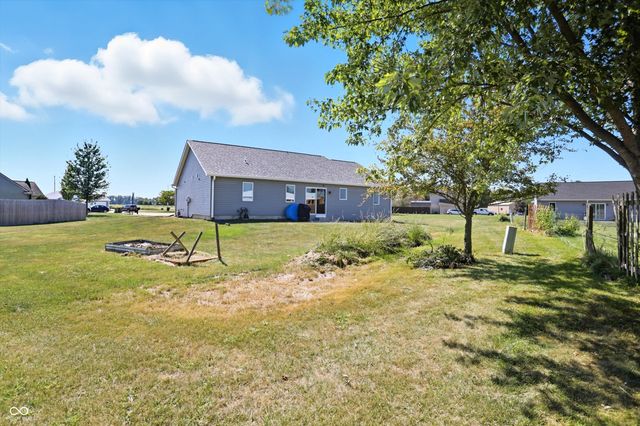 108 Sunburst Circle, Alexandria, IN 46001