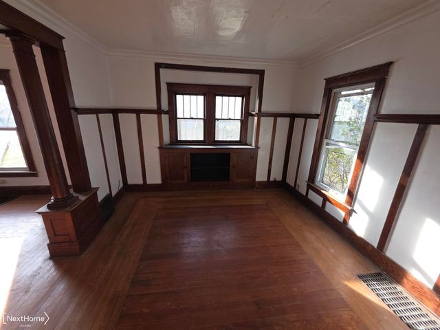 2217 Francis Avenue, Flint, MI 48505