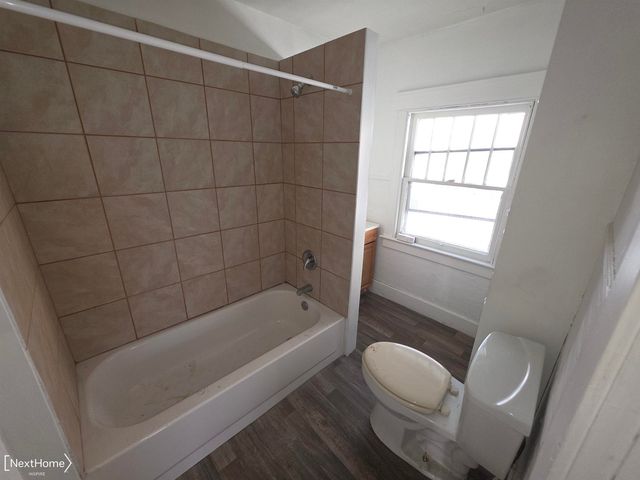 2217 Francis Avenue, Flint, MI 48505