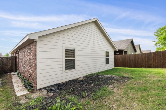 2110 Bailer Way, Royse City, TX 75189