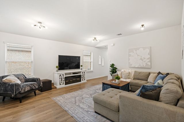 2110 Bailer Way, Royse City, TX 75189