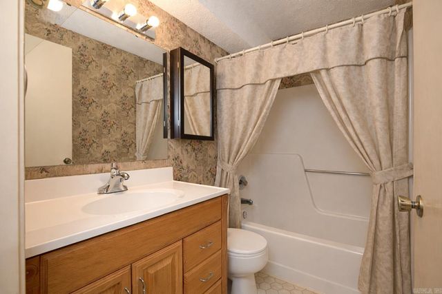 127 Point West Circle, Little Rock, AR 72211