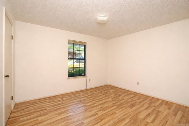 127 Point West Circle, Little Rock, AR 72211