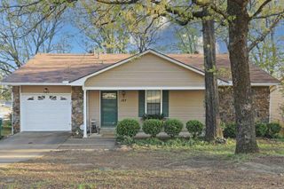 127 Point West Circle, Little Rock, AR 72211