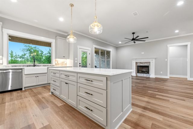 548 Valley Oak Drive, Sherwood, AR 72120