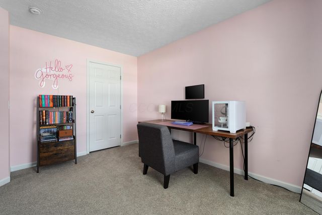 1380 Celtic Drive, Pataskala, OH 43062