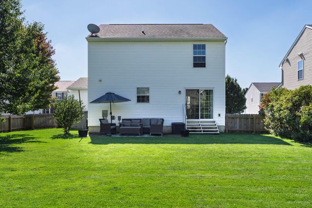 1380 Celtic Drive, Pataskala, OH 43062