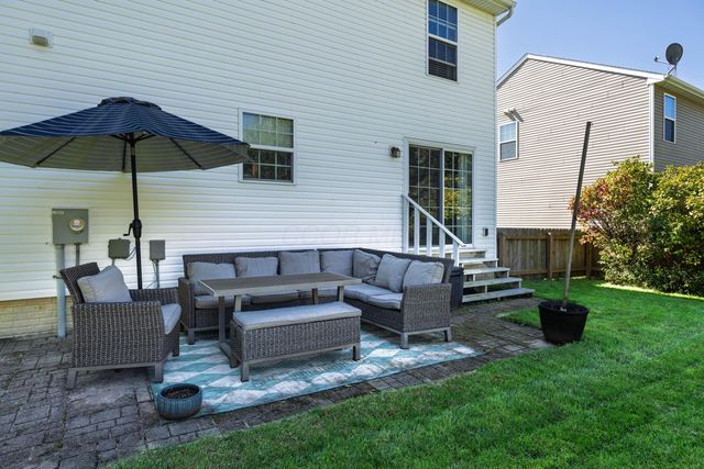 1380 Celtic Drive, Pataskala, OH 43062
