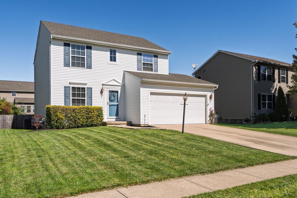 1380 Celtic Drive, Pataskala, OH 43062