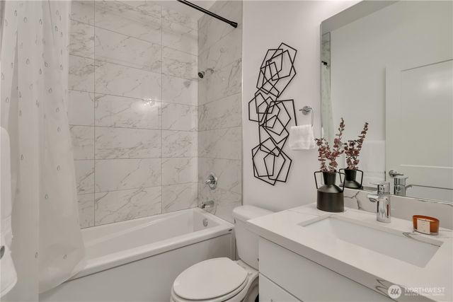 5942 21st Avenue SW, Seattle, WA 98106