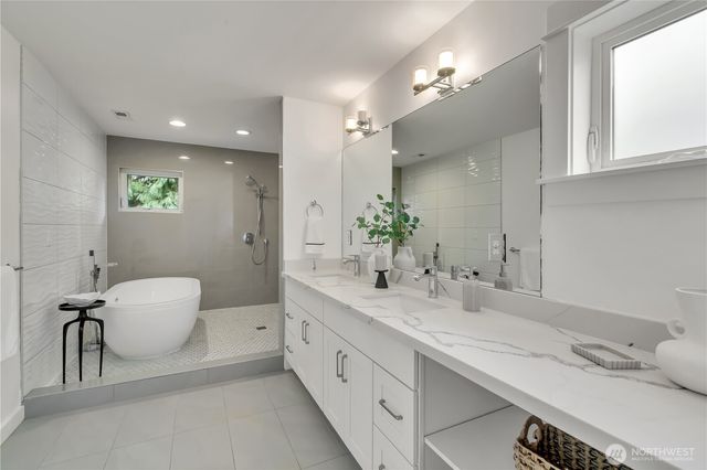 5942 21st Avenue SW, Seattle, WA 98106