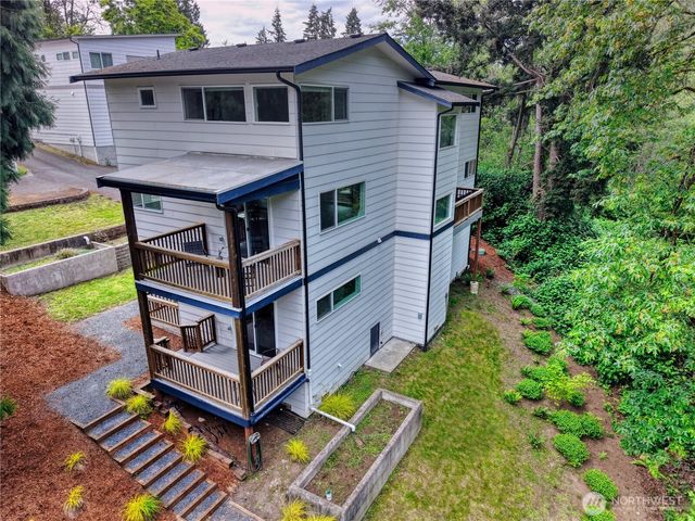 5942 21st Avenue SW, Seattle, WA 98106