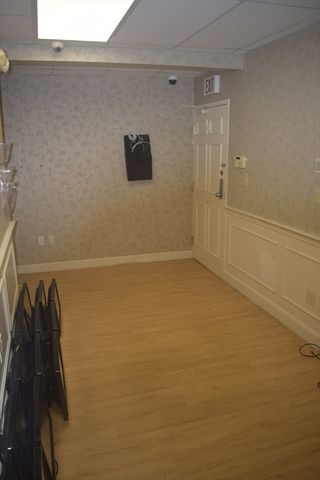 3 Baldwin Green Cmn 104, Woburn, MA 01801