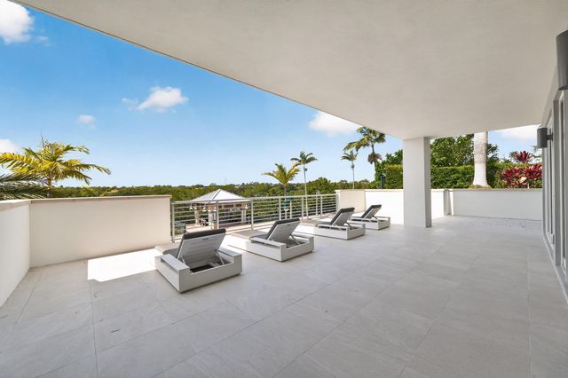 1 S Coastal Way 201, Jupiter, FL 33477