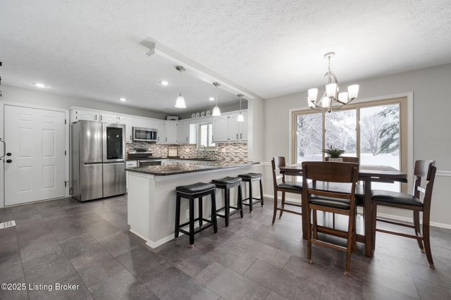 10212 Stone School Rd, Prospect, KY 40059