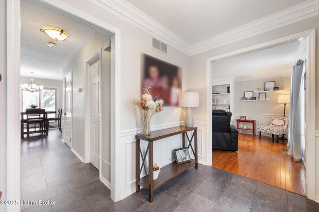 10212 Stone School Rd, Prospect, KY 40059