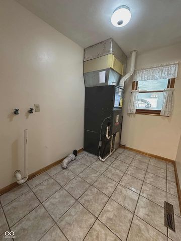 3827 E State Road 236, Anderson, IN 46017