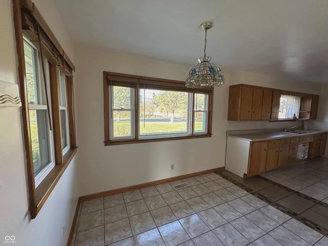 3827 E State Road 236, Anderson, IN 46017