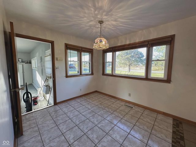 3827 E State Road 236, Anderson, IN 46017