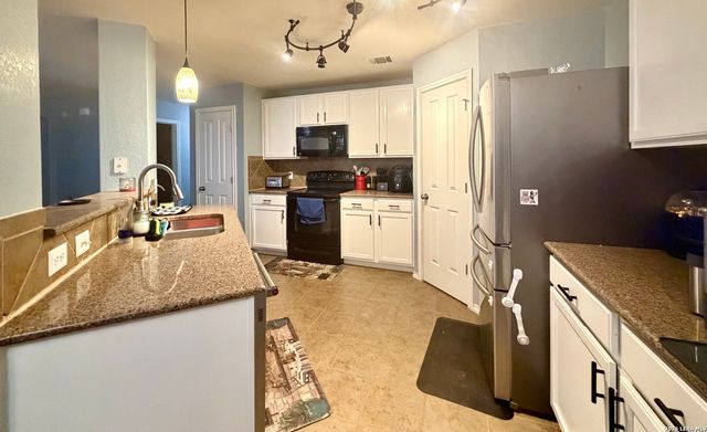 324 SADDLEHORN WAY, Cibolo, TX 78108