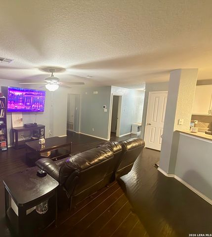 324 SADDLEHORN WAY, Cibolo, TX 78108