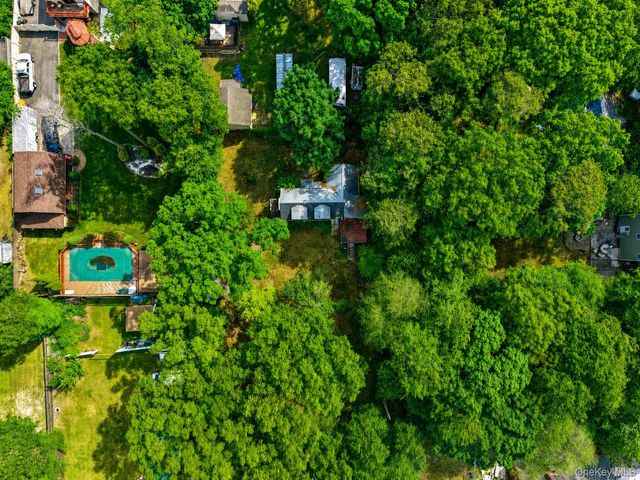 47 Bayonne Avenue, Central Islip, NY 11722