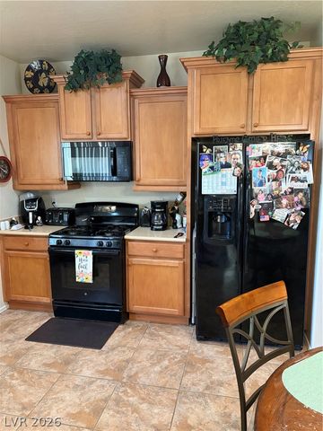 6131 Saddle Horse Avenue, Las Vegas, NV 89122