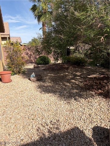 6131 Saddle Horse Avenue, Las Vegas, NV 89122