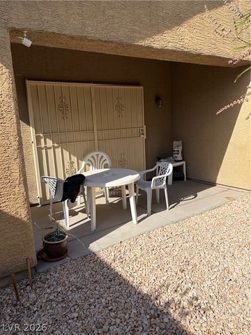 6131 Saddle Horse Avenue, Las Vegas, NV 89122