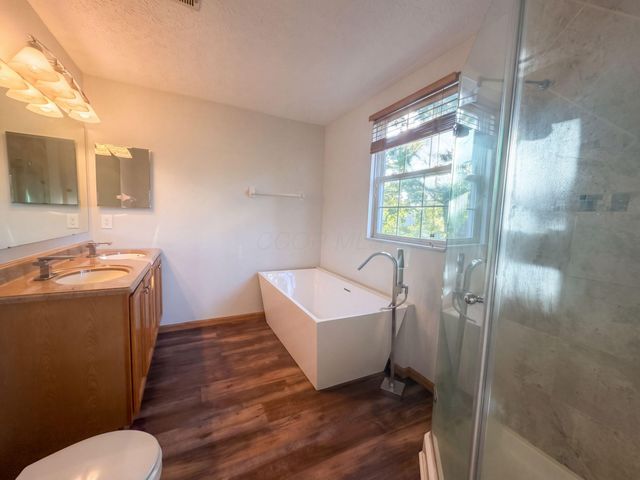 232 Brownstone Court, Westerville, OH 43081