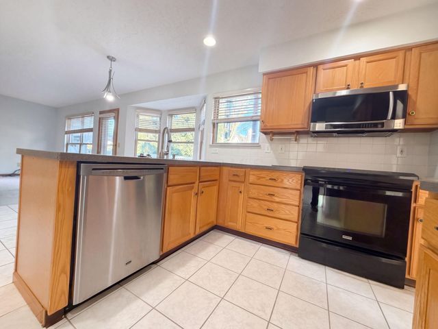 232 Brownstone Court, Westerville, OH 43081