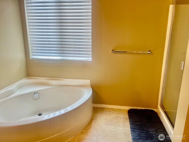 630 SE 67th Lane SE, Auburn, WA 98092