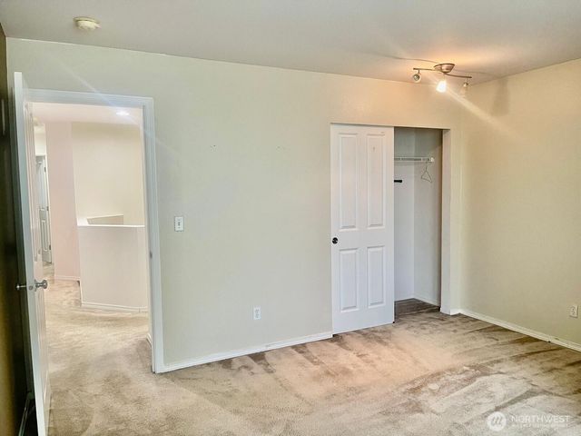 630 SE 67th Lane SE, Auburn, WA 98092