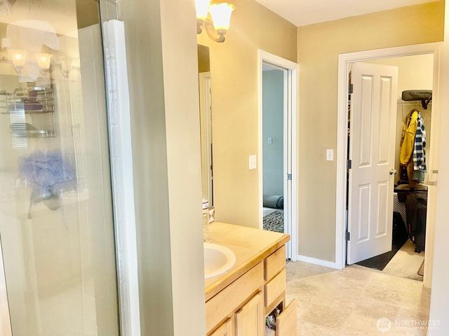630 SE 67th Lane SE, Auburn, WA 98092