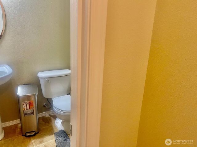 630 SE 67th Lane SE, Auburn, WA 98092